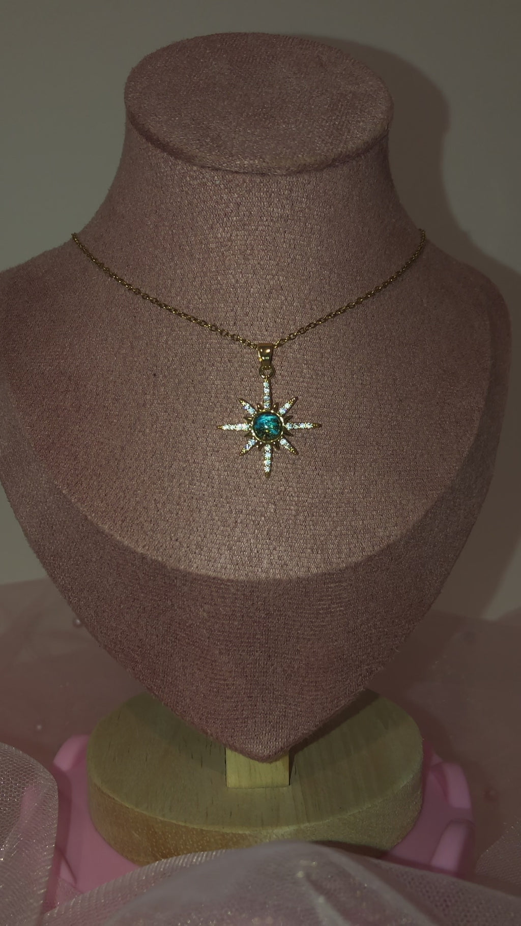 Collier - Virginie